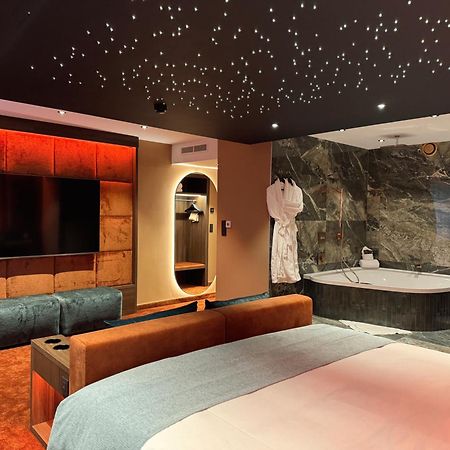 Hotel Restaurant Van Der Valk Nivelles-Sud Eksteriør bilde