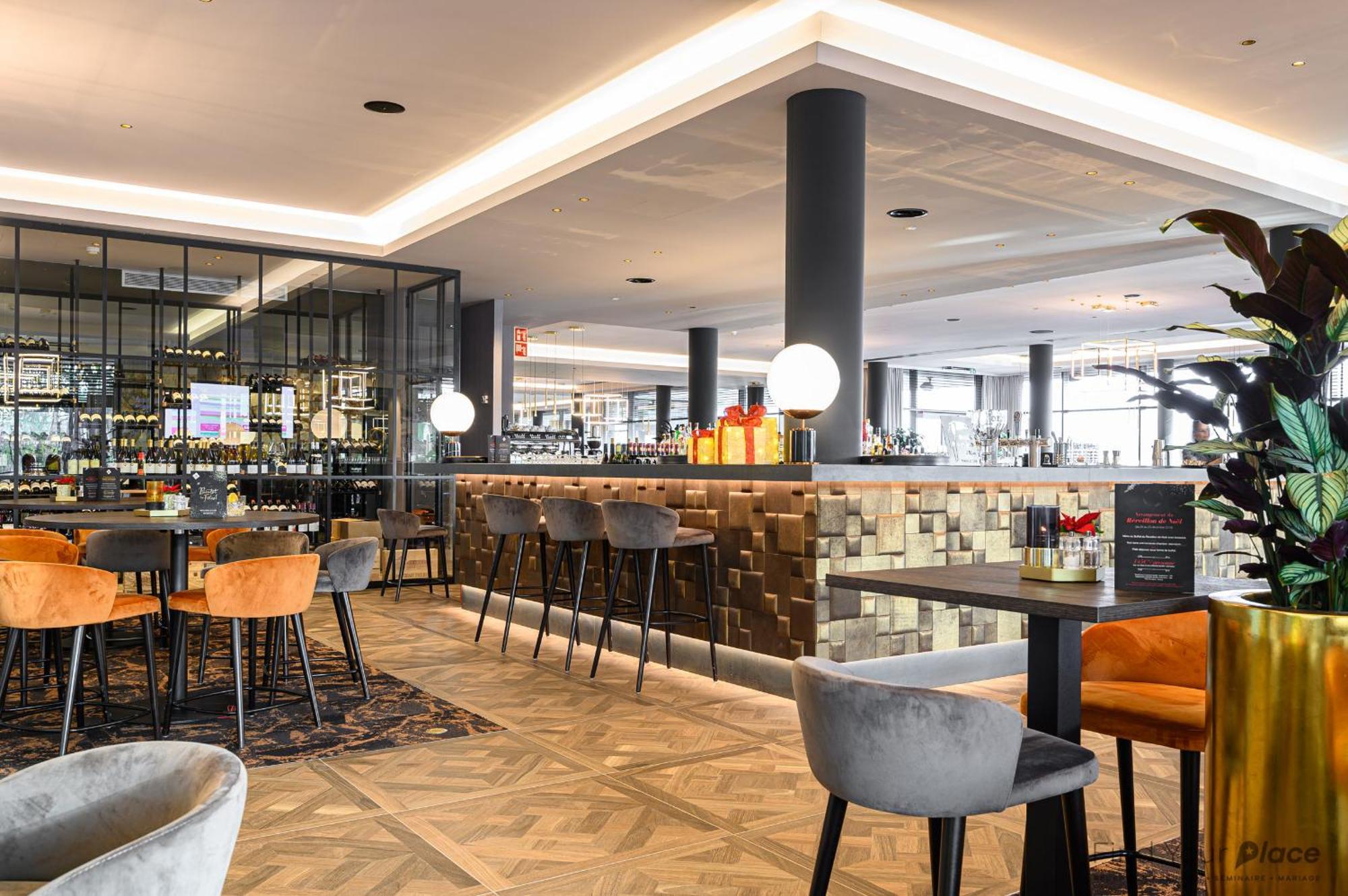 Hotel Restaurant Van Der Valk Nivelles-Sud Eksteriør bilde